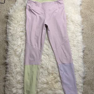 Outdoor voices leggings